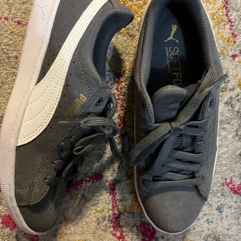 Puma Sneakers Sz 6